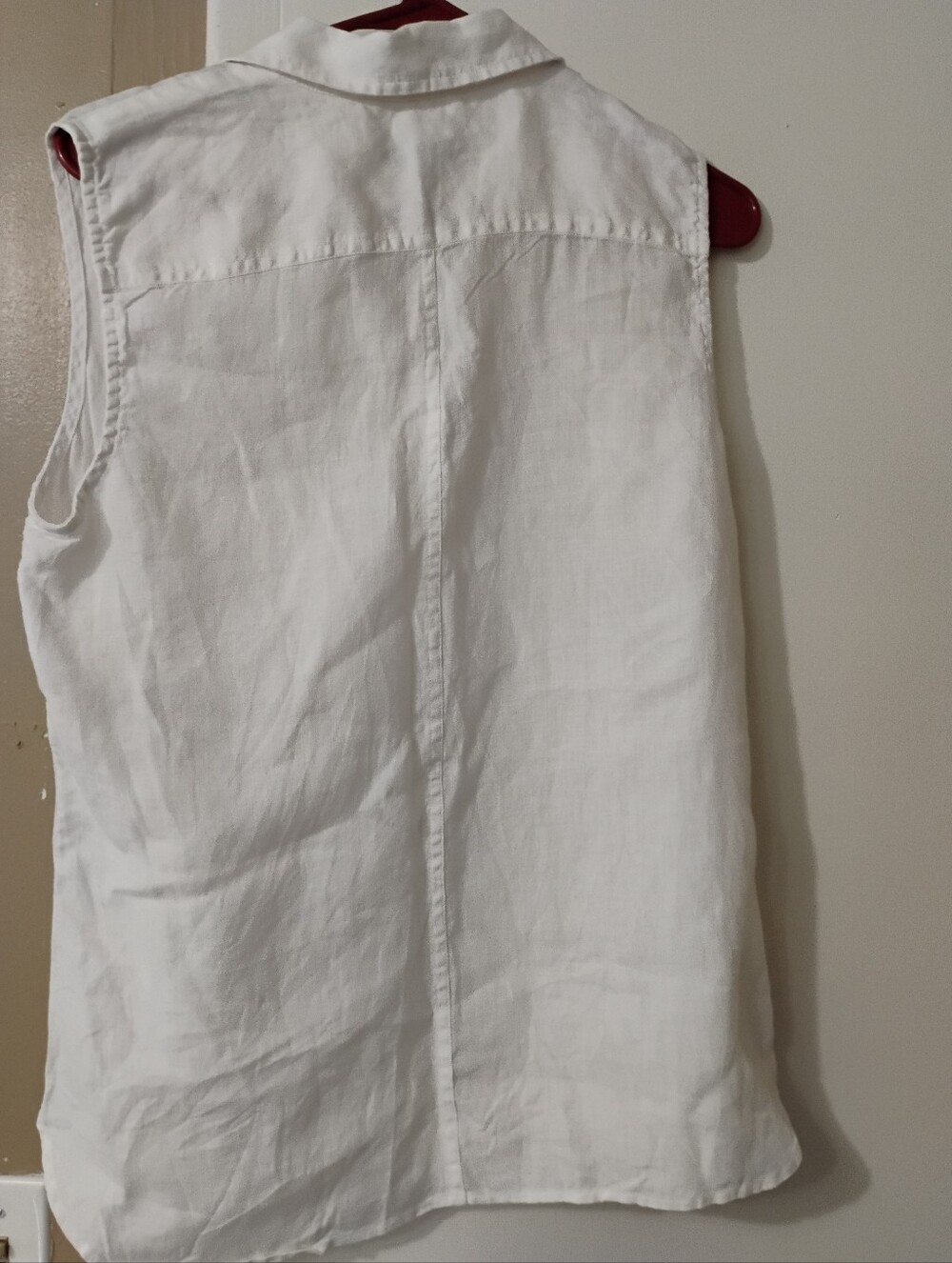 Talbots Medium White Linen Sleeveless Button-Down Shirt - Picture 3 of 3